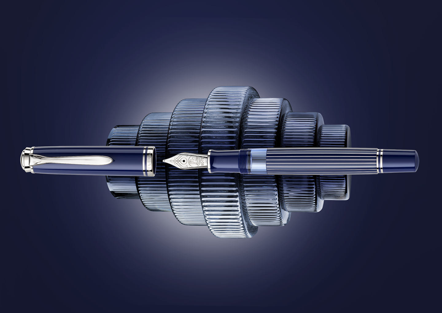 Pelikan M815 Metal Striped Blue_W1500 Pelikan Souverän M815 Metal Striped Blue